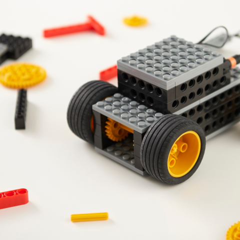 Lego Rubber Band Car